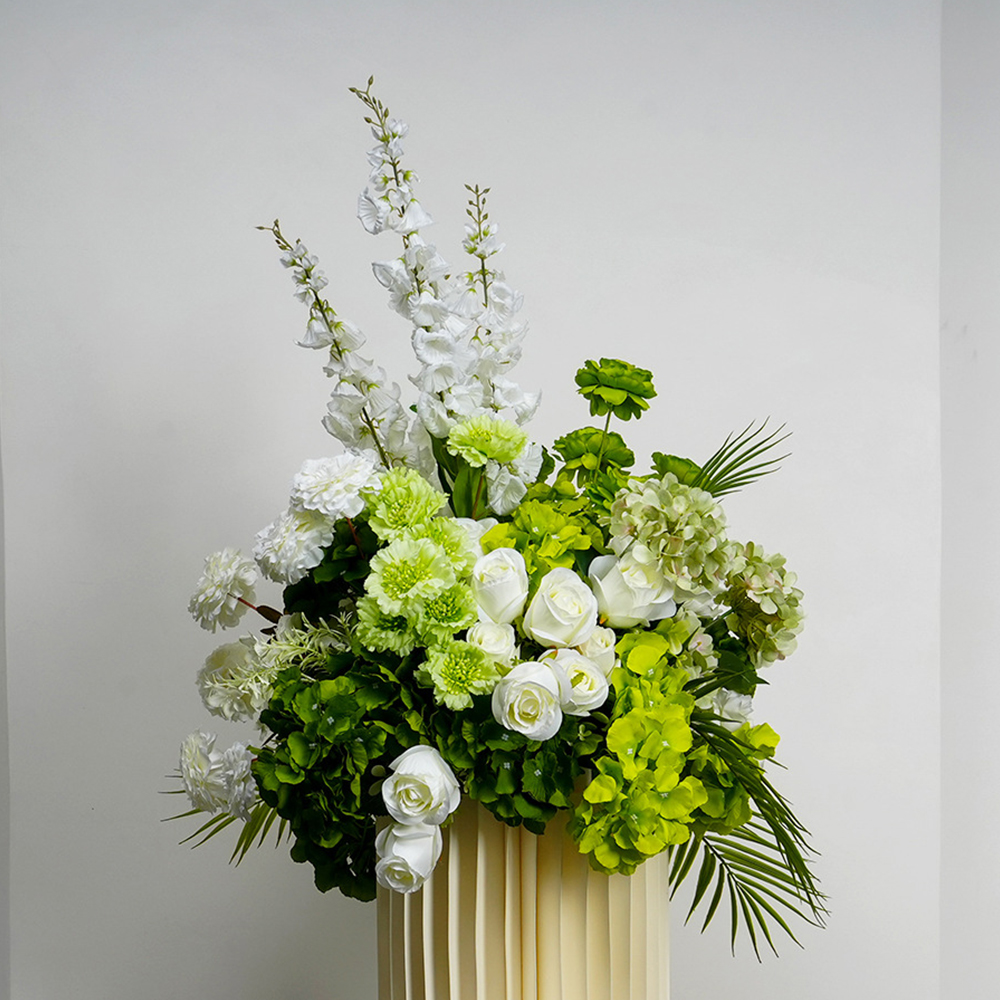 Luxury White Green Arrangement - đánh giá và giá Wedding Arch Flower